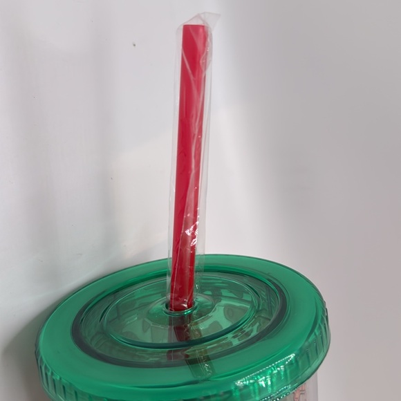 NEW 2024 Hello Kitty Christmas Tumbler - Picture 3 of 4